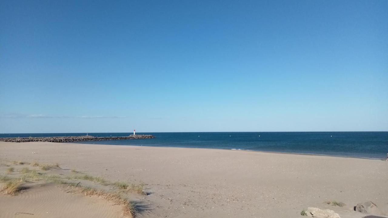 Villa Rasoa Chambre Libellule Agde Luaran gambar